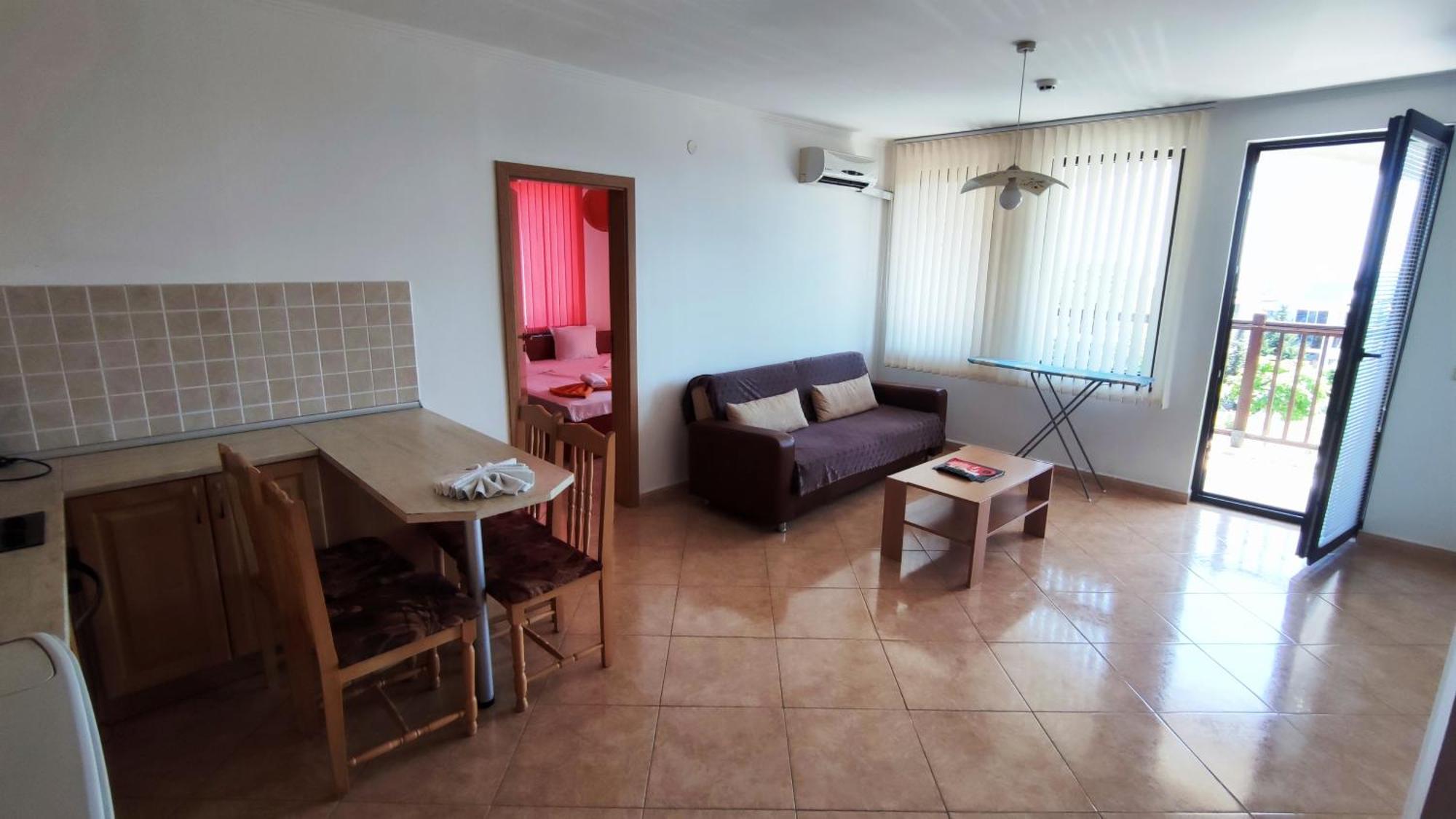 Marina Delfin Apartments - Top Location & Pet Friendly Sveti Vlas Exterior foto